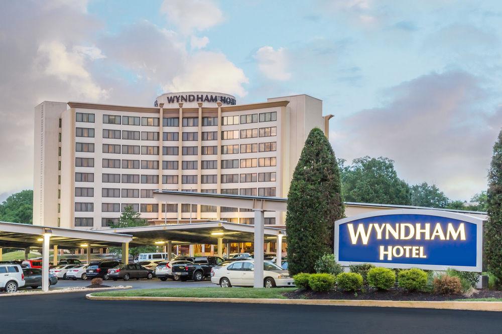 Clarion Hotel & Suites Mount Laurel Bagian luar foto